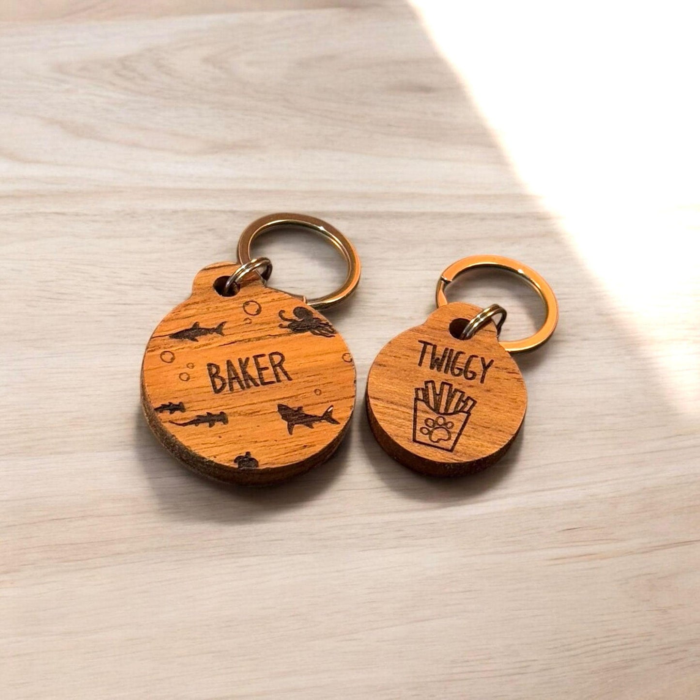 Teak | Pet Tag | Round